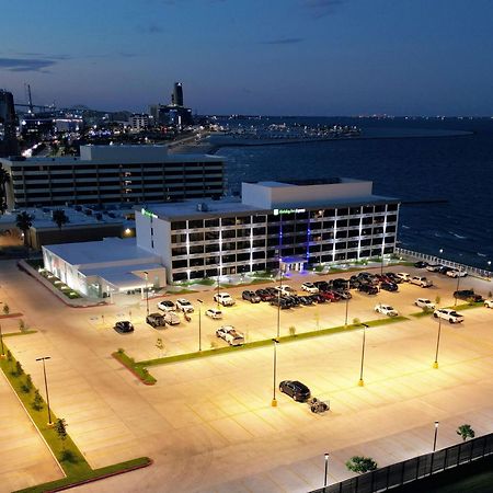 Holiday Inn Express Corpus Christi - Beachfront By Ihg Exterior photo