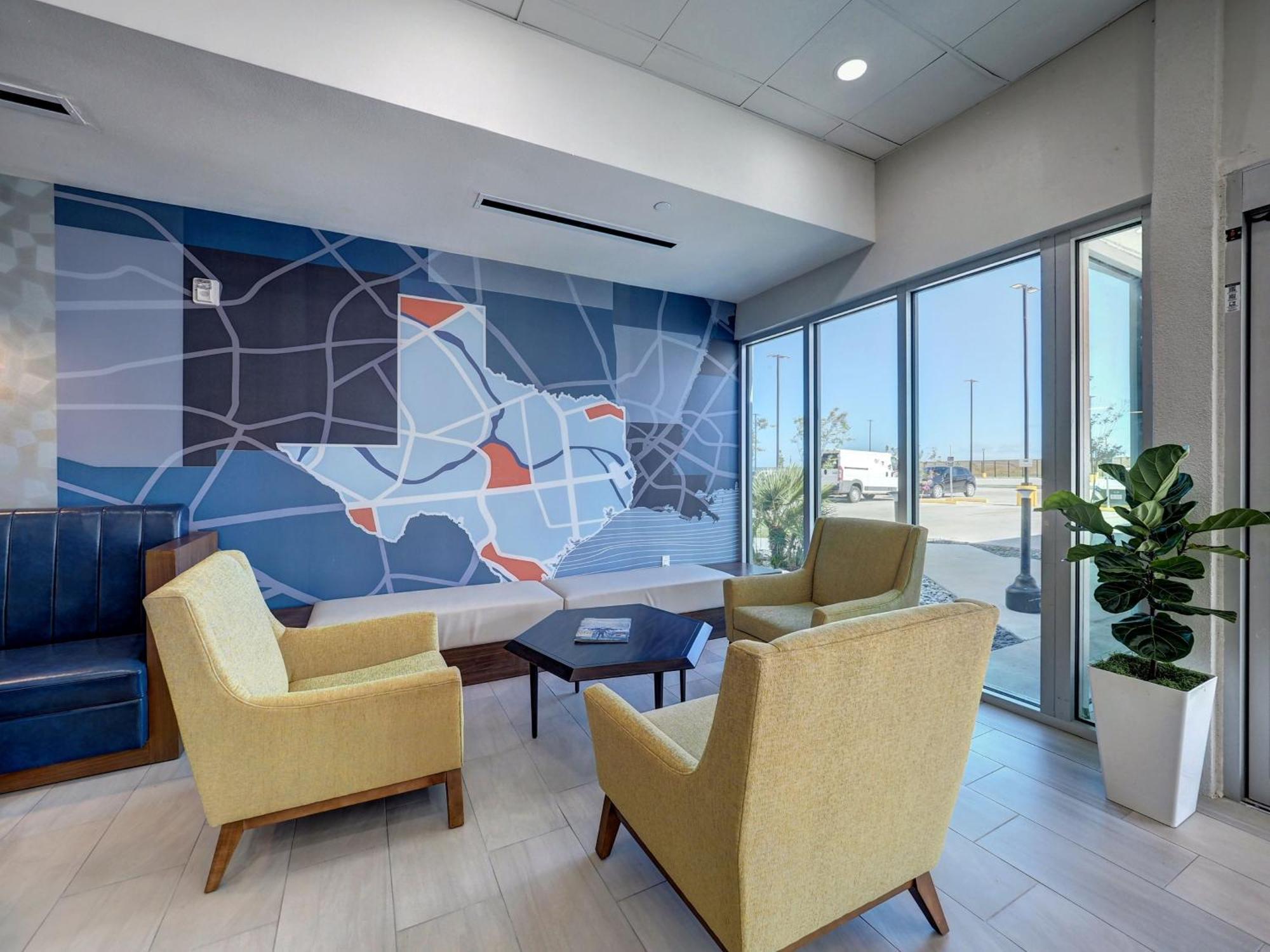 Holiday Inn Express Corpus Christi - Beachfront By Ihg Exterior photo