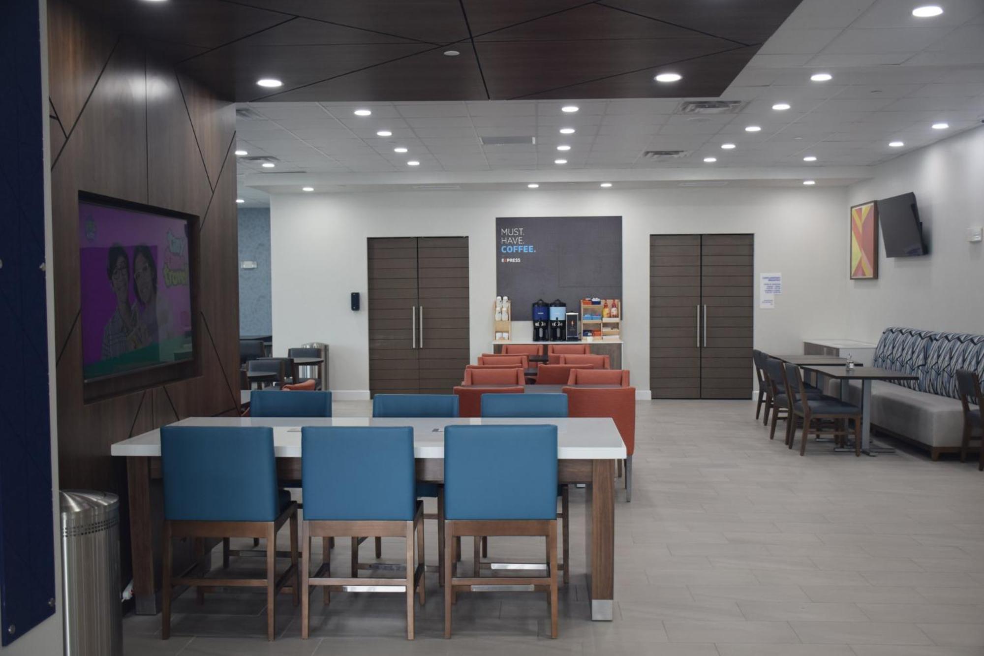 Holiday Inn Express Corpus Christi - Beachfront By Ihg Exterior photo