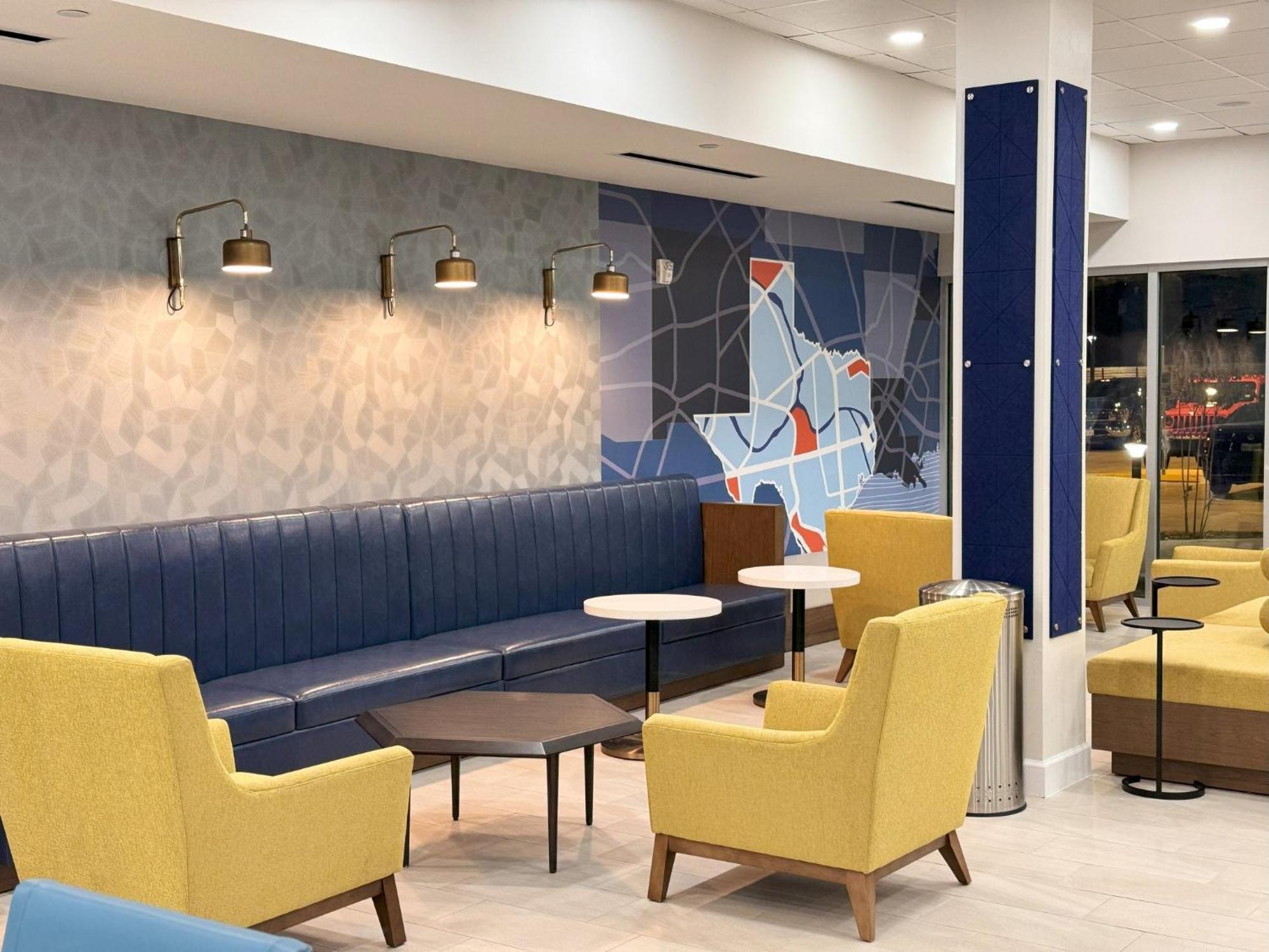 Holiday Inn Express Corpus Christi - Beachfront By Ihg Exterior photo